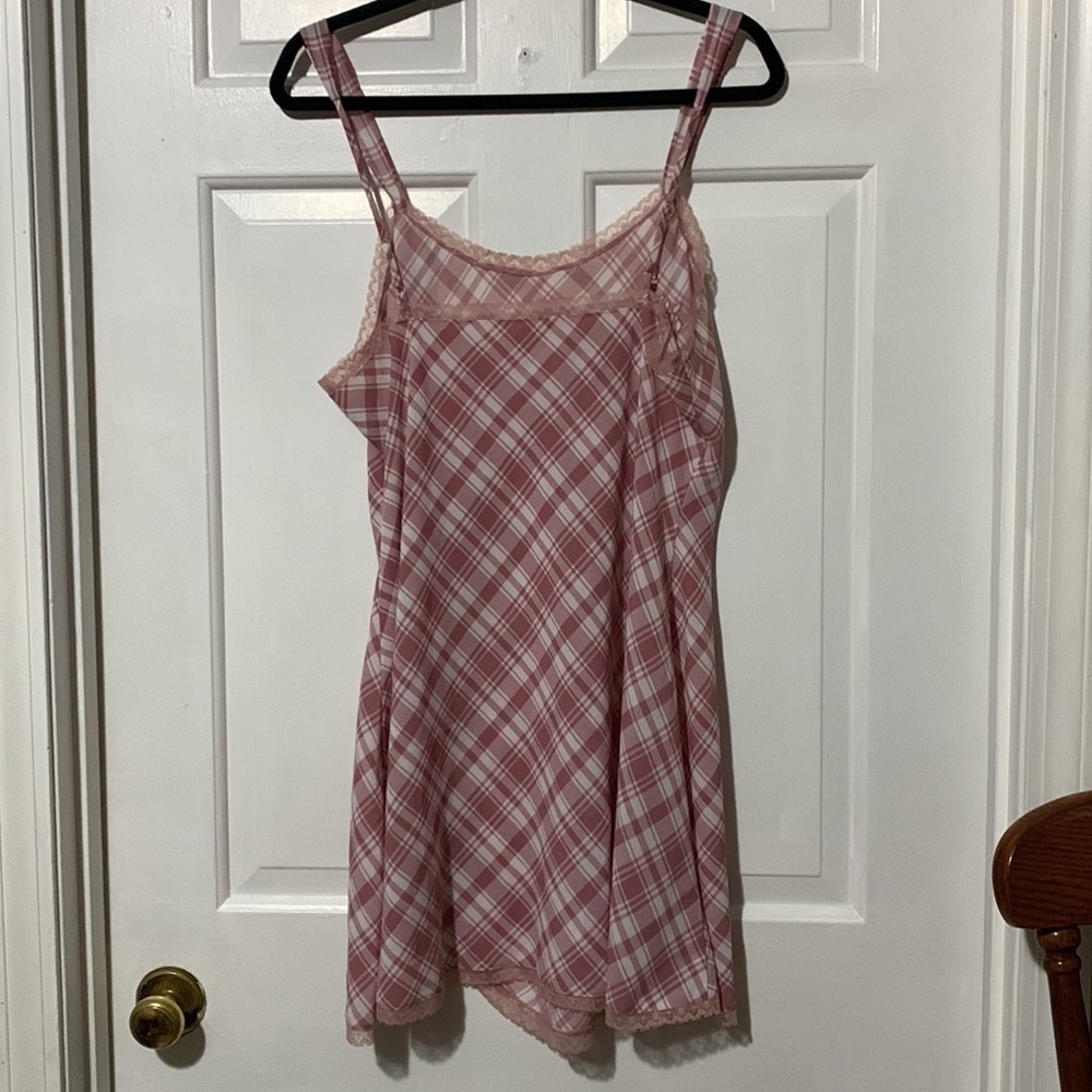 Rose and white plaid slip with lace trim - Picture 7 of 9